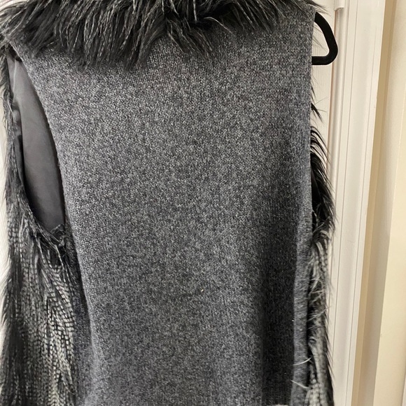 Chico's vest with feather trim size 3(14) - Picture 2 of 2